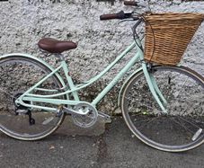 Ladies bike.  Electra Loft