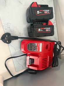 New Milwaukee 5ah x2 Fast charger