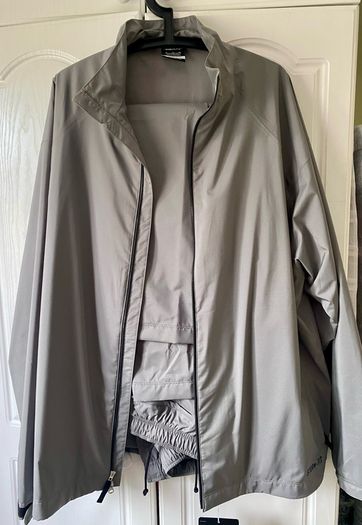 Men's NikeGolf Stormfit Rain Suit brand new