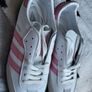 Adidas runners Image 4