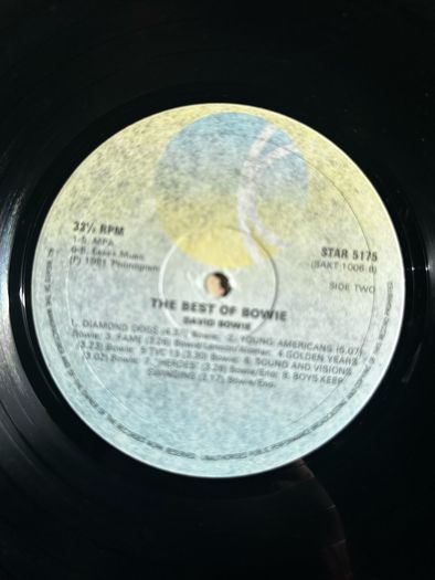 David Bowie. Rare promotional copy original release of the best of Bowie in Vg condition