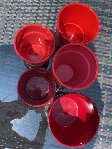 Flower pots