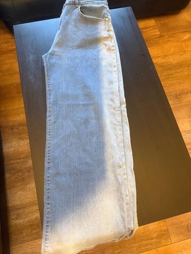 Women's jeans
