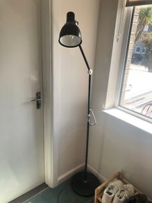Floor lamp