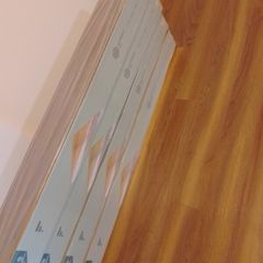 4 boxes of laminated flooring not opened