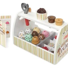 Melissa & Doug Wooden Ice Cream Counter
