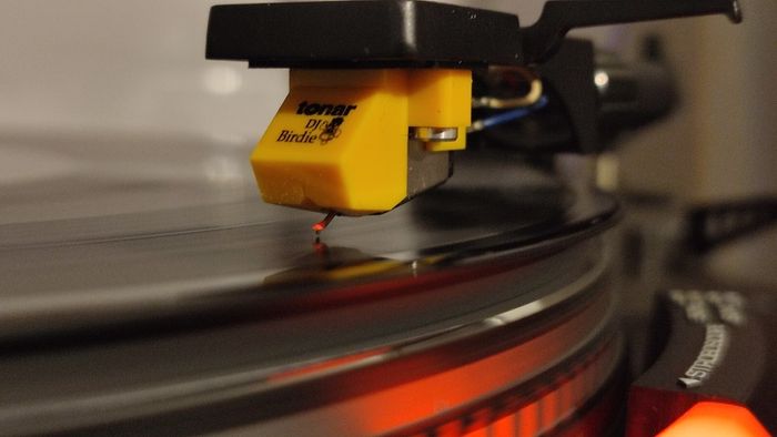 Class Technics SL-2000, full manual turntable. Legend brushless motor.