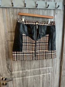 River Island Mini Skirt - UK 14