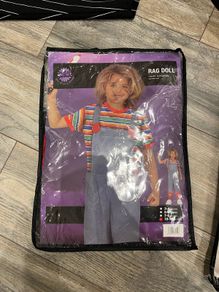 costume