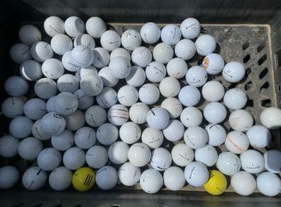 50 used mixed Taylor Made practice grade golf balls