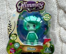 Glimmies Nova Doll Magically Lights Up New Giochi Please look at the pictures