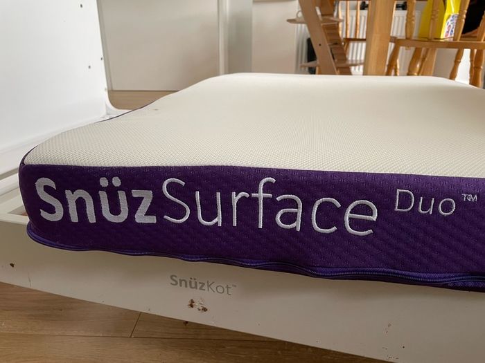 Snuz Kot/Bed and Matress