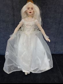 Through the looking glass White Queen doll