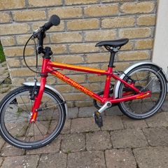 Islabikes Cnoc 16, plus stabilisers