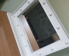 Free mirror