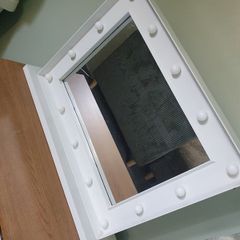 Free mirror