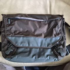 Belkin Messenger laptop bag