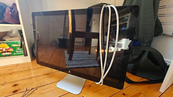 Apple 27-Inch Thunderbolt Display