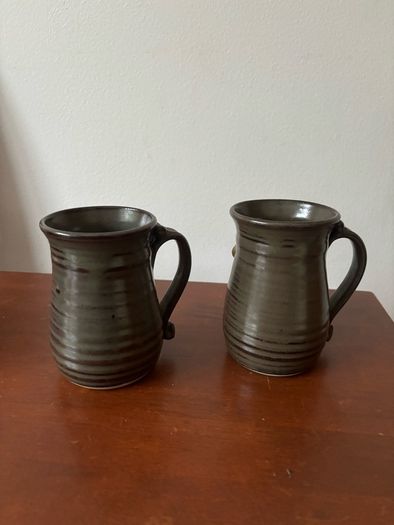 Face mugs Peter Petrie