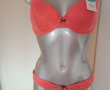BNWT coral balcony bra & bikini brief  size M  cup UK36 D EU80D Postage included