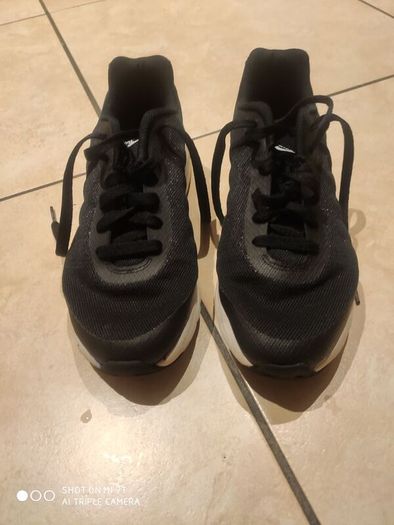 Nike runners Perfect condition size 5.5
