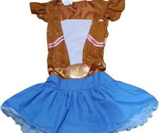 Cowgirl costume with a hat and a horse