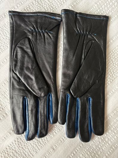 Isotoner Women's Leather Gloves - Black/Blue - Size M(7.5)