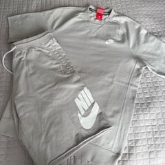 Nike Mens Beige TShirt & Shorts Set | Top M | Shorts L
