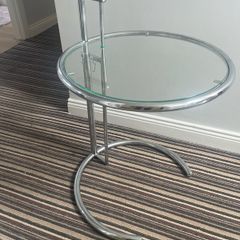 Adjustable side table