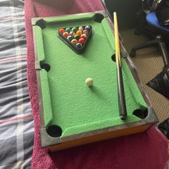 Table Top Mini Pool Table
