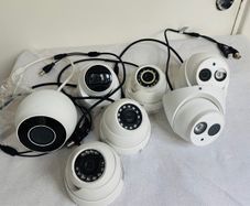 7 x Professional cctv cameras