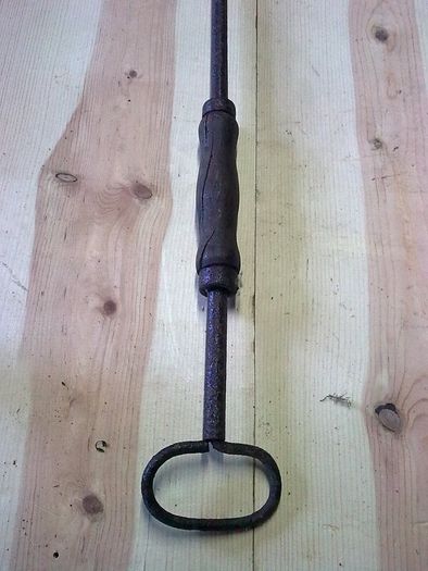 Old log grab