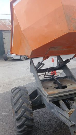 3 ton swivel Dumper for sale,