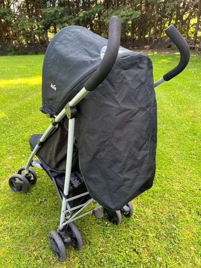 Joie Lightweight foldable stroller with rain cover