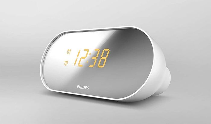 Audio clock radio (FM digital tuner, built-in alarm, 2 alarms, sleep timer, mirror-finish display) white/silver