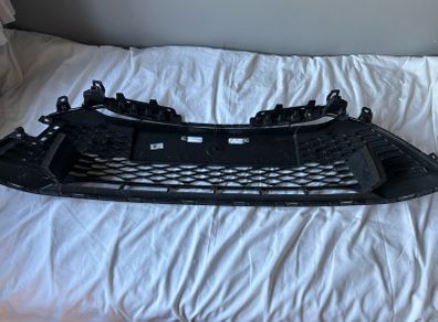 2024 Toyota Corolla hybrid front grill
