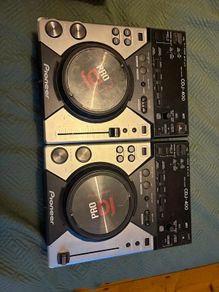 Cdj 400