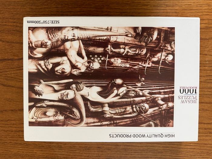 Free jigsaw puzzle (H.R. Giger)