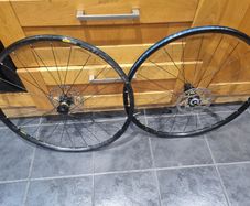 bike wheels  mavic allroad great condition
