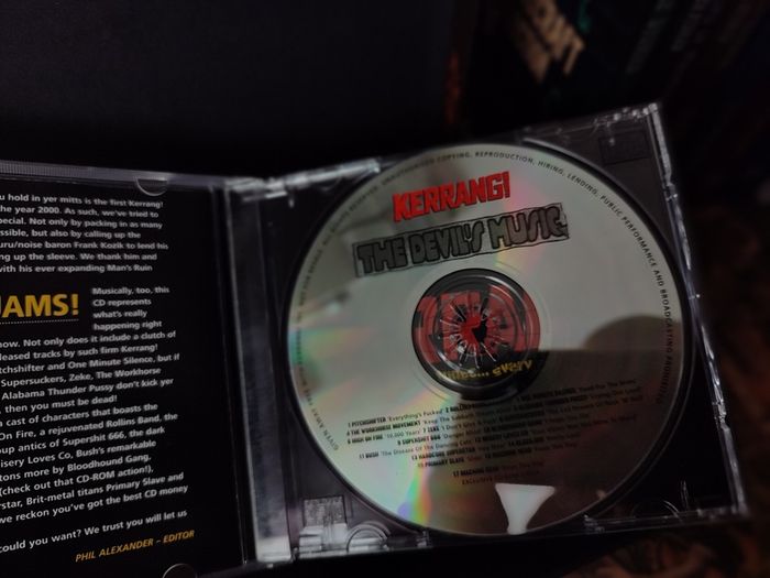 The Devils Music ! Best of 2003 Rock Metal Promo ! by Kerrang ! 17 Mega Tracks !