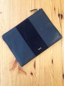 Dickens & Jones Leather Pouch New