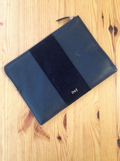 Dickens & Jones Leather Pouch New