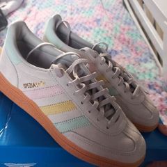 adidas spezial