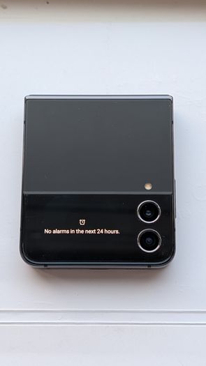 samsung Z flip 4 128gb black