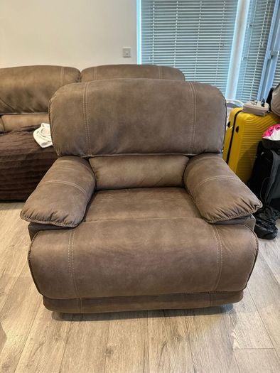 Recliner Sofas (3 +1 seater)
