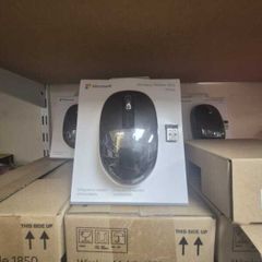 Microsoft 1850 3 Button Wireless Mobile Mouse - Black