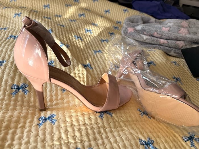 Extra wide sandals brand new in box