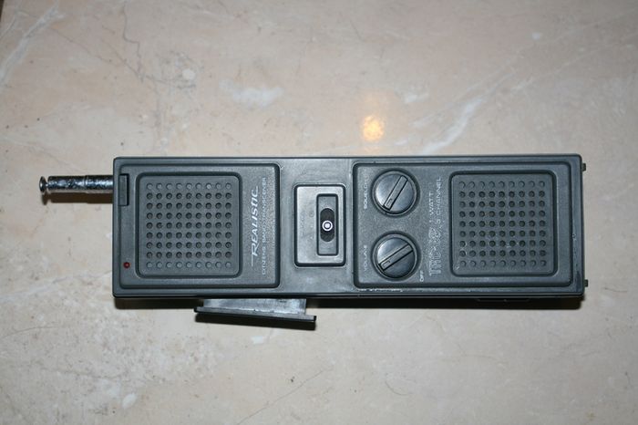 Realistic TRC-83 3-Channel Transceiver - Cat. No. 21-1605