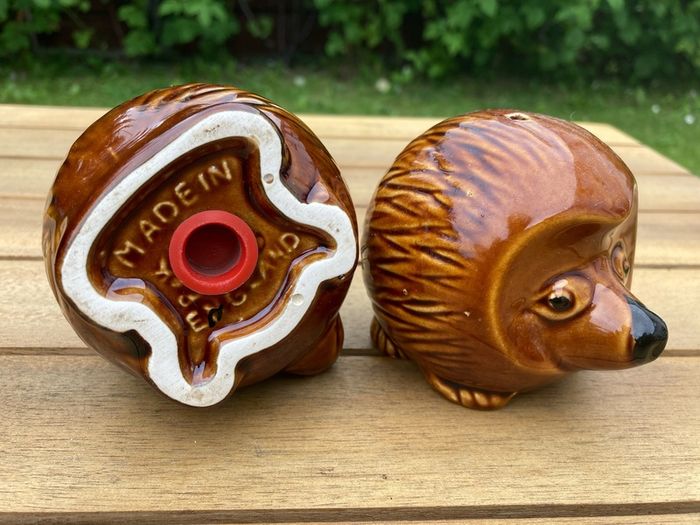 RARE Vintage P.K. Price & Kensington Pottery Salt and Pepper Shakers, Hedgehogs