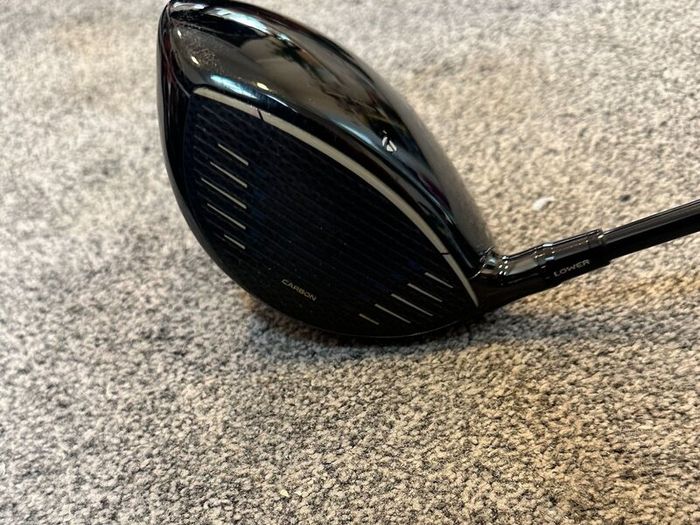 Taylormade Qi10 10.5 degree regular shaft driver